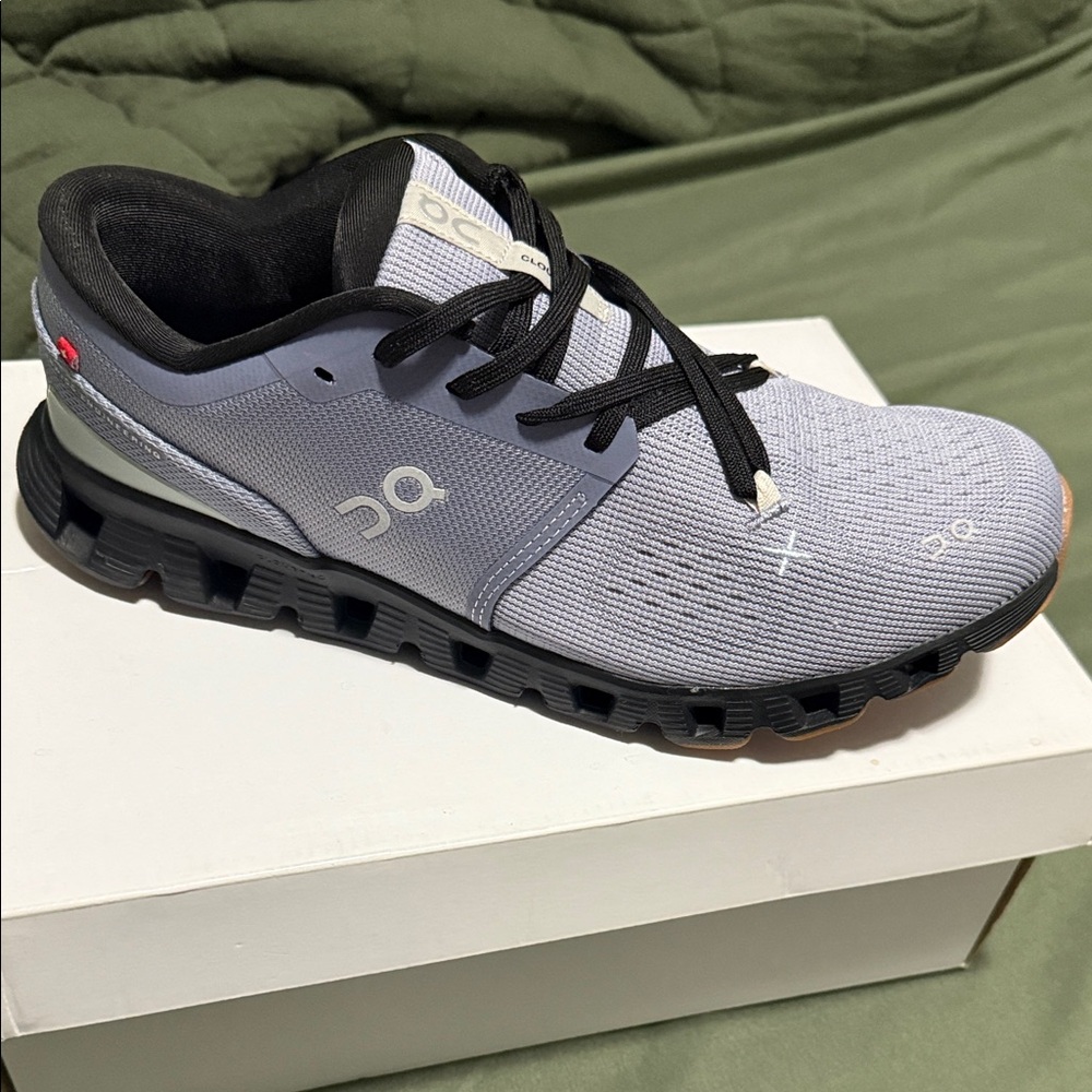 On Running X 3 Men's Black and Light Gray Athletic Shoes